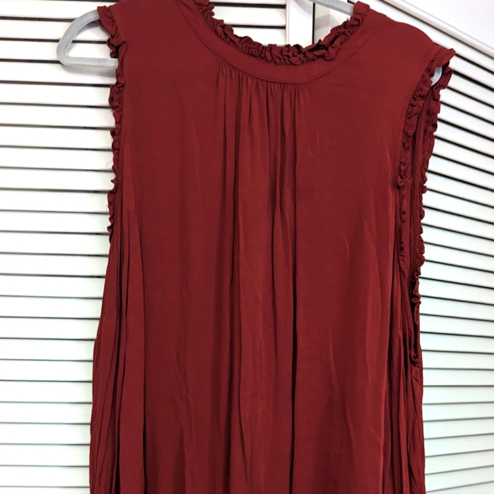 Torrid Plus size 5x burgundy blouse with ruffled neck line and sleeveless